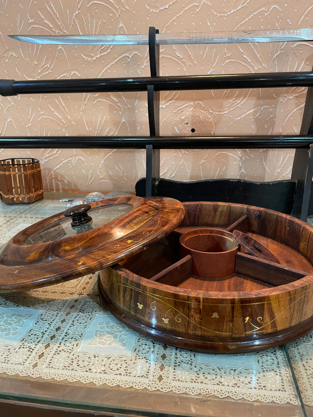 Wooden dry fruit pot