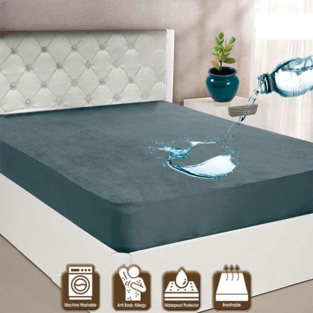 King Size Waterproof Mattress Cover(random color)