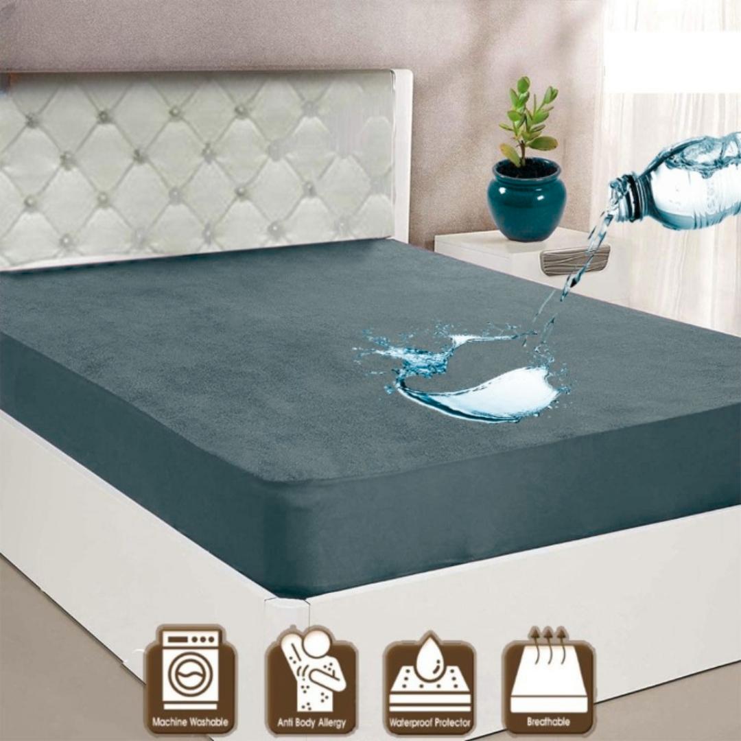 King Size Waterproof Mattress Cover(random color)
